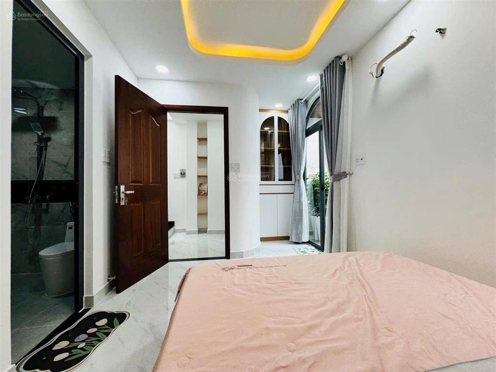 Bán gấp nhà 4 tầng, nở hậu, ngang 6m, lê quang định, bình thạnh, 7.x tỷ tl