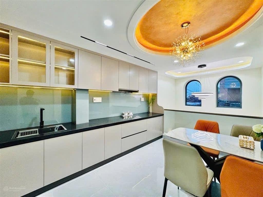Nhà giáp quận 1  bùi hữu nghĩa  bình thạnh  5 tầng  gần mặt tiền  full nội thất  6 tỷ tl