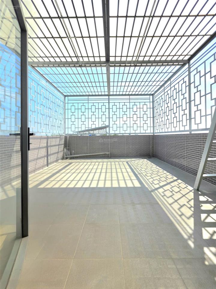 Chính chủ bán nhà hxh , 4 tầng sát kdc anh tuấn ( 5m x 23m ) , giá 7 tỷ nhỉn