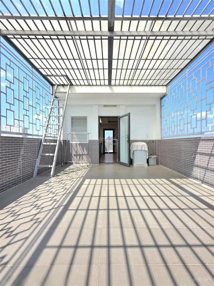 Chính chủ bán nhà hxh , 4 tầng sát kdc anh tuấn ( 5m x 23m ) , giá 7 tỷ nhỉn