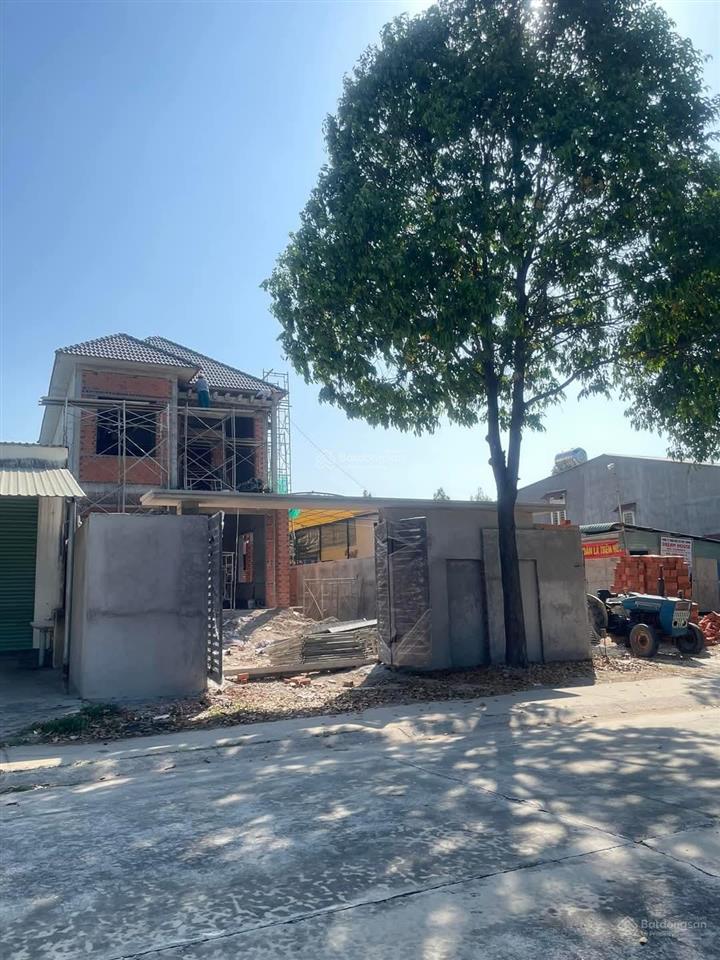 Chủ ngộp bán gấp lô đất 1.080 tỷ, ngay chợ đêm, kinh doanh sầm uất, view đẹp