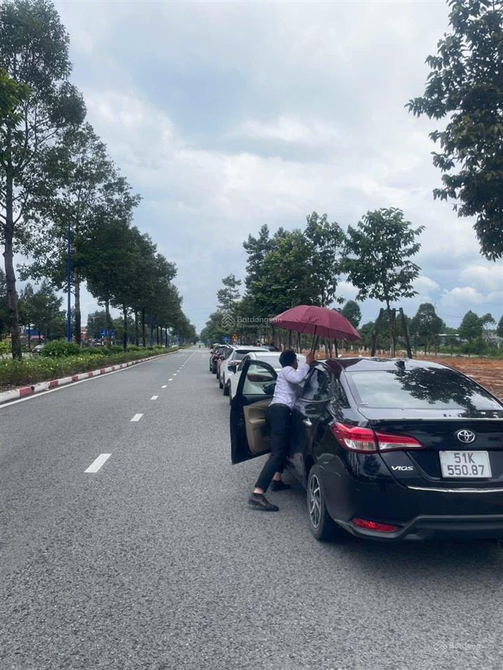 Bán đất tại vành đai 4, mặt tiền 72m, giá 2,85 tỷ, 150m2, công chứng ngay