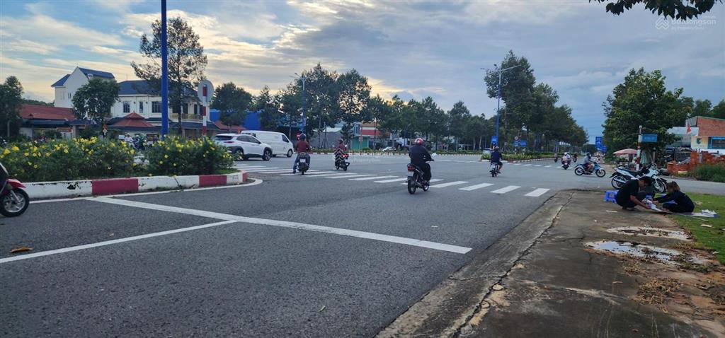 Bán đất tại vành đai 4, mặt tiền 72m, giá 2,85 tỷ, 150m2, công chứng ngay