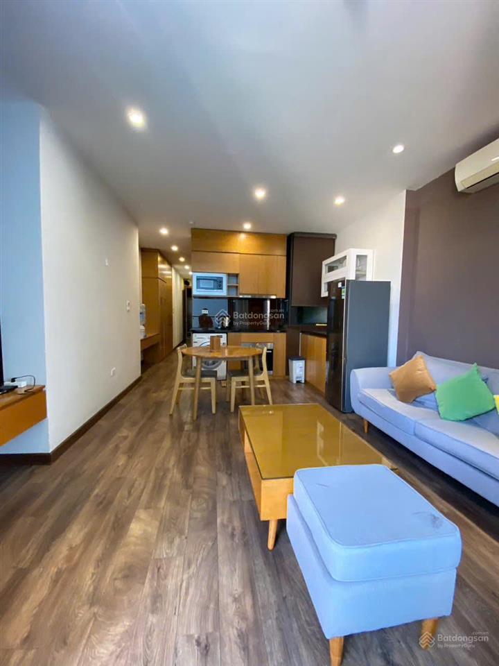 Mặt tiền giá rẻ khu phan đăng lưu  phú nhuận (3,5m x 10m) vuông vức. nhà 4tst. dòng tiền 360tr/năm