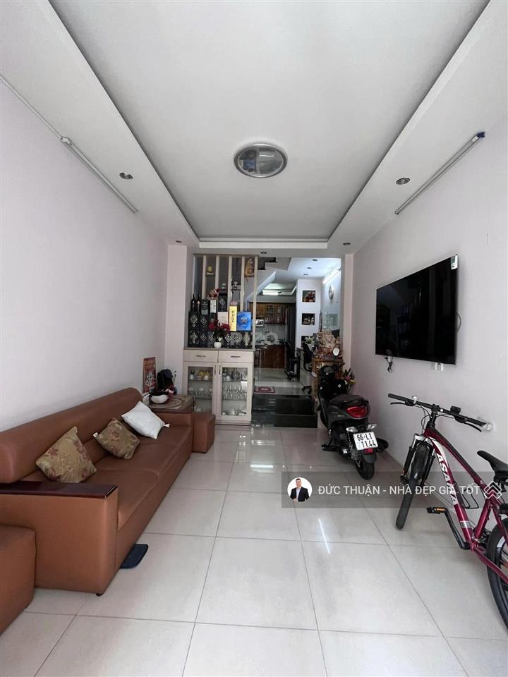 Hẻm 4,5m  huỳnh văn bánh, phú nhuận (3,5mx12mcn 45m2) 4 tầng. giá 7,8tỷ thương lượng