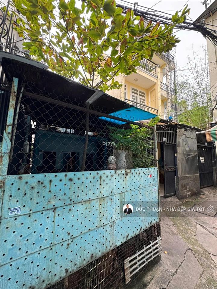 Bán nhà cấp 4  gần mặt tiền phan đình phùng, phú nhuận. 3,6x23m97m2. ctxd 4 tầng. giá chỉ 7,2tỷ