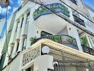 Nhà mới, đẹp vào ở ngay! bán căn góc  gần phan đình phùng, phú nhuận. 3,6m x 14m  4 tầng/5pn. 9tỷ