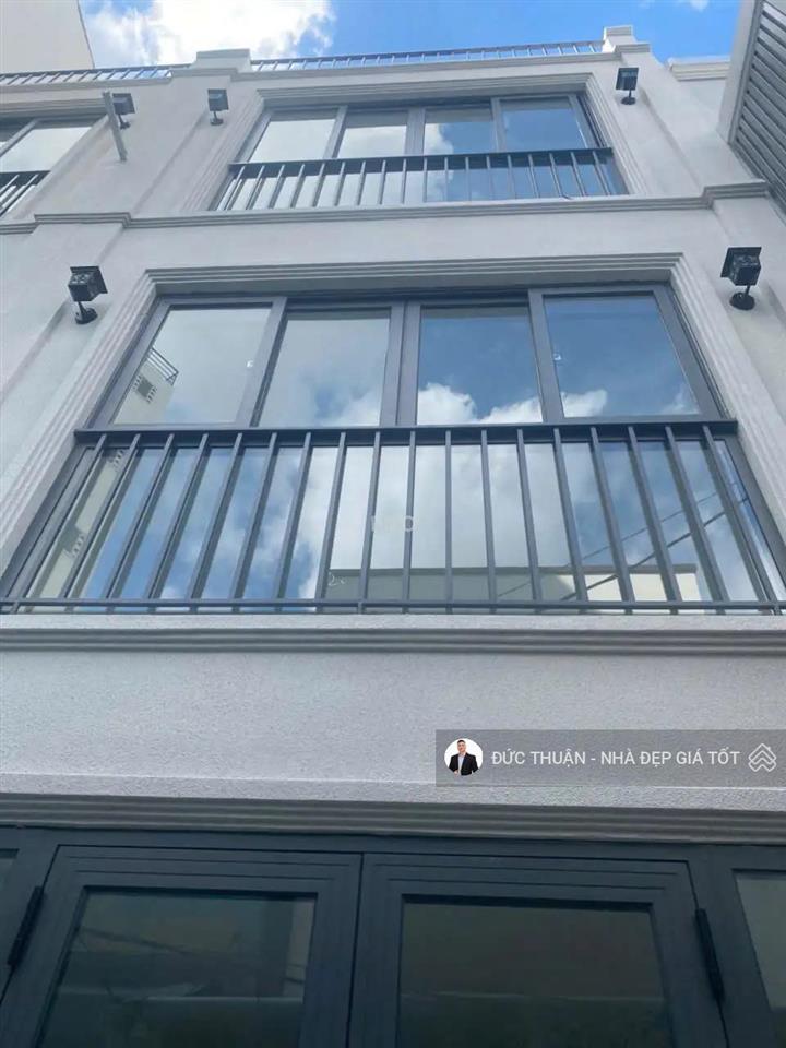 Bán nhà hẻm sang thạch thị thanh. tân đinh. quận 1 (3,8mx12,5m) kc 4 tầng. nhà mới, đẹpvào ở ngay