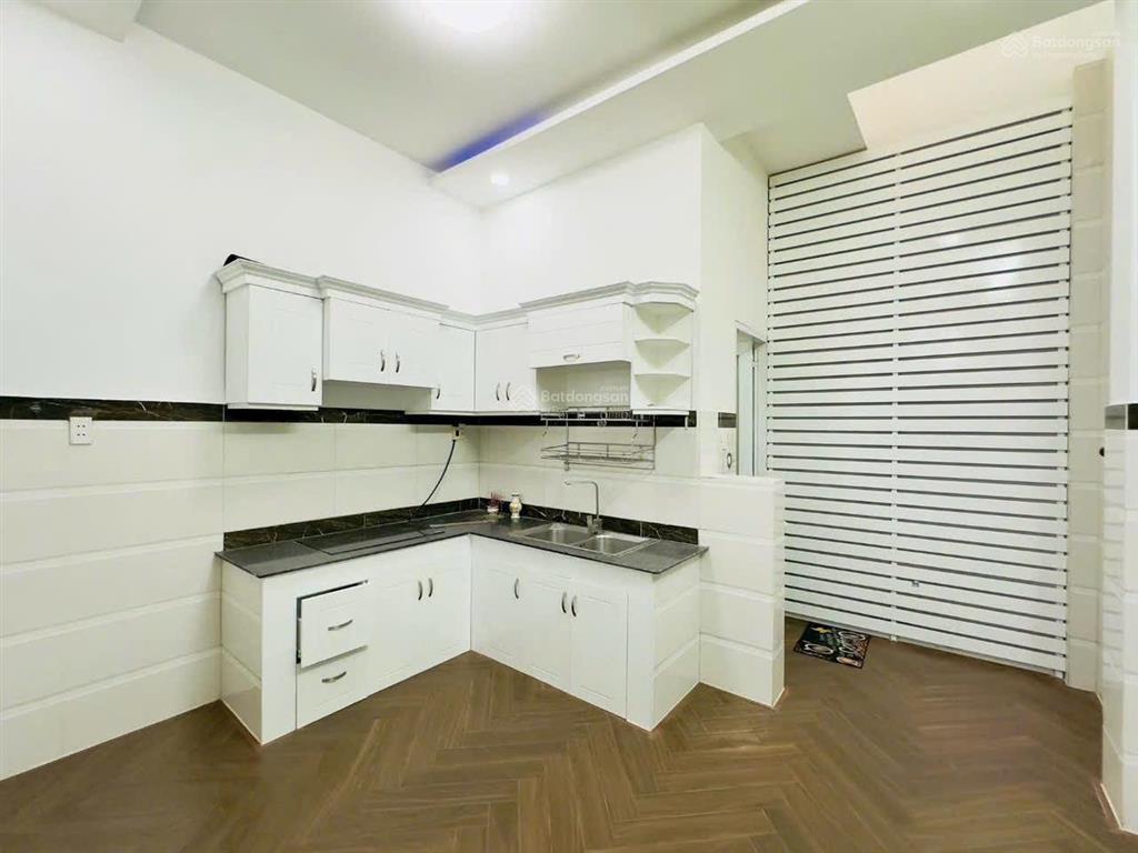 60m2, bán nhà mới đường 10m, 5 tầng, lê văn khương, tth, q.12, 6 tỷ 15 tl