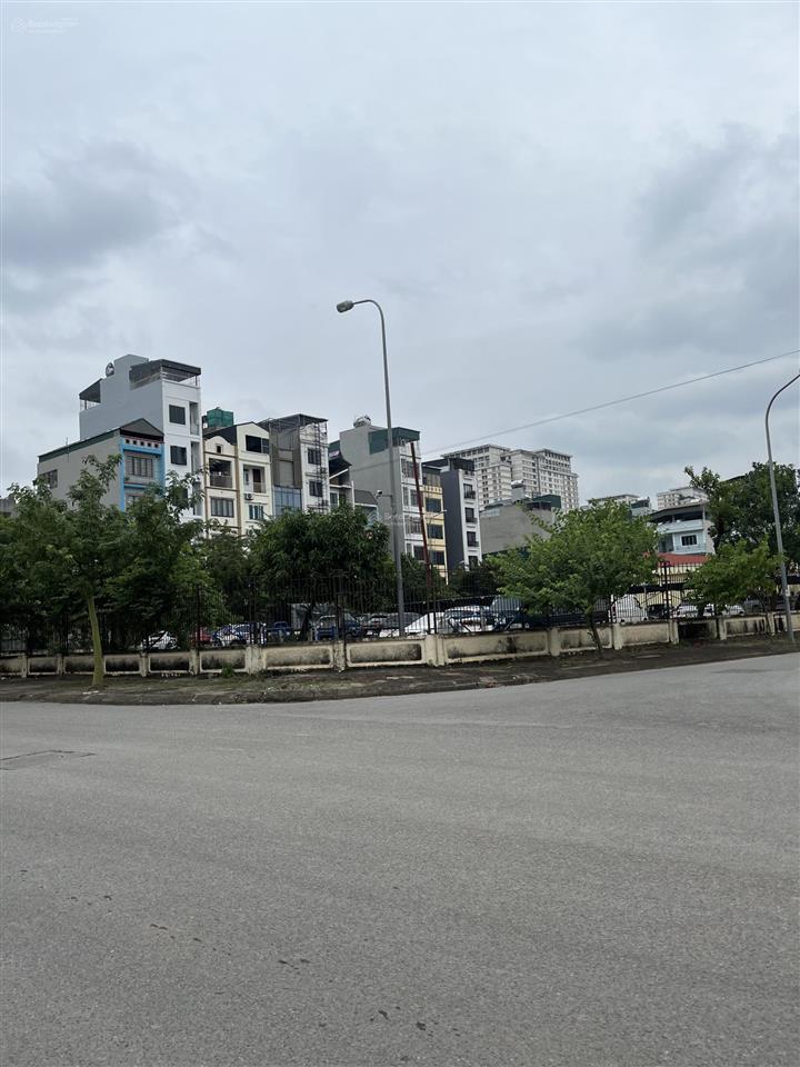 Bán gấp đất dv khu c yên nghĩa, giá đầu tư, không lỗi phong thủy! ko ngập nha các bác.