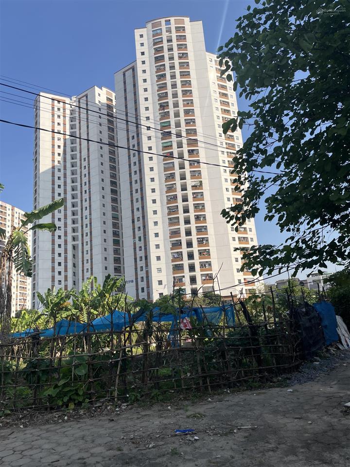 Bán nhà trục chính đất khu c dịch vụ yên nghĩa. đầu tư hiệu quả, sinh lời tốt