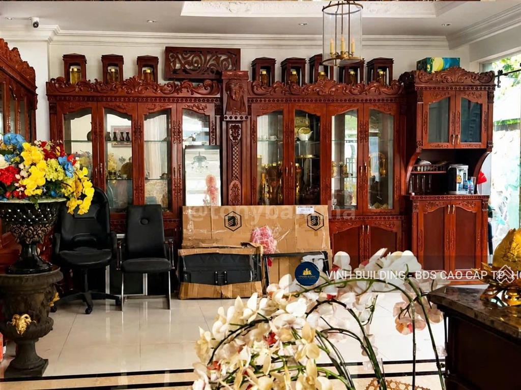 Biệt thự lan anh  nội khu phố tài chính thủ thiêm  q.2. dt 400m²  hầm + 4 tầng 180 tỷ tl