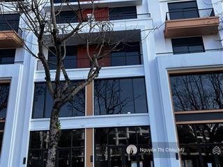 Nhà nguyên căn dự án sun cosmo  hướng bắc  mã b2.08.17  ngay cầu trần thị lý  ms châu mỹ