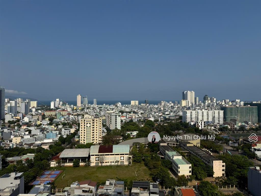 Studio tầng cao 20 trần cao 3,8m view biển bán đảo hướng đông  tòa t2  sun ponte  ms châu mỹ