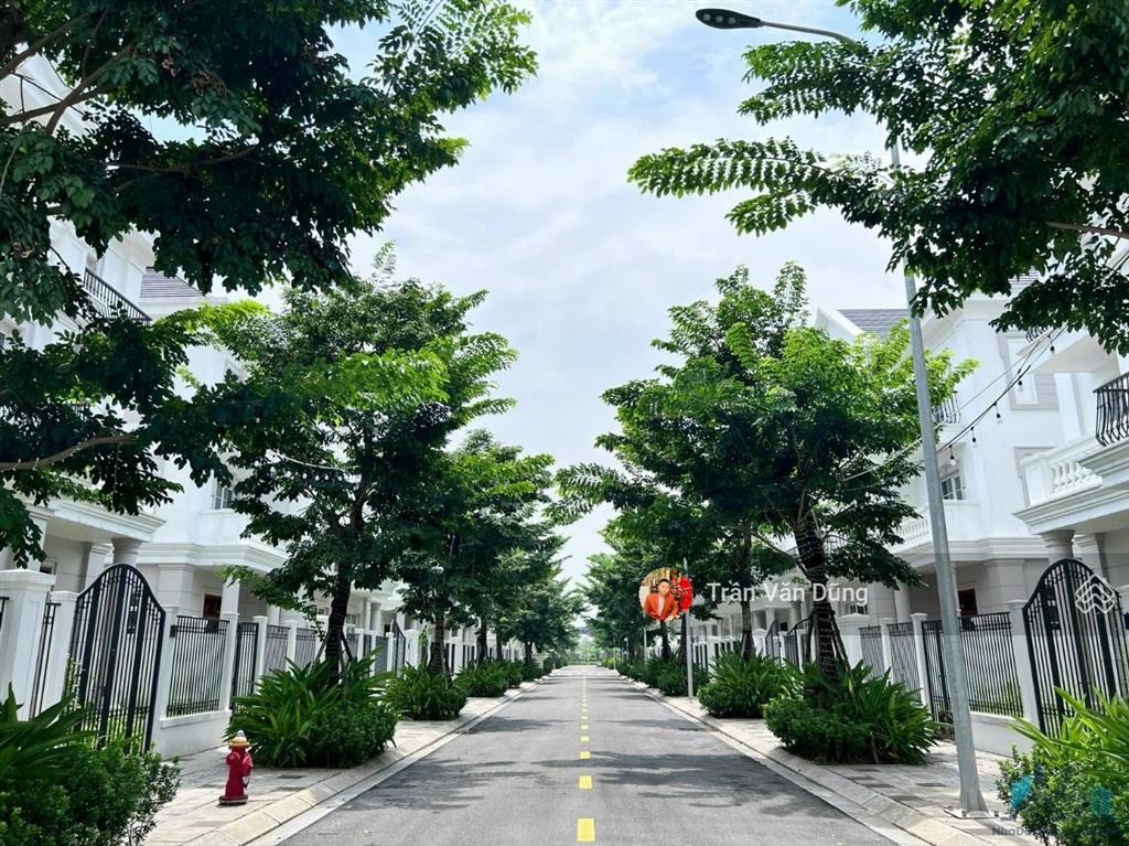 Đi nước ngoài cần bán nhanh liền kề osaka 75m2 mặt tiền 5 nhà 5 tầng hướng đông nam giá tốt tt