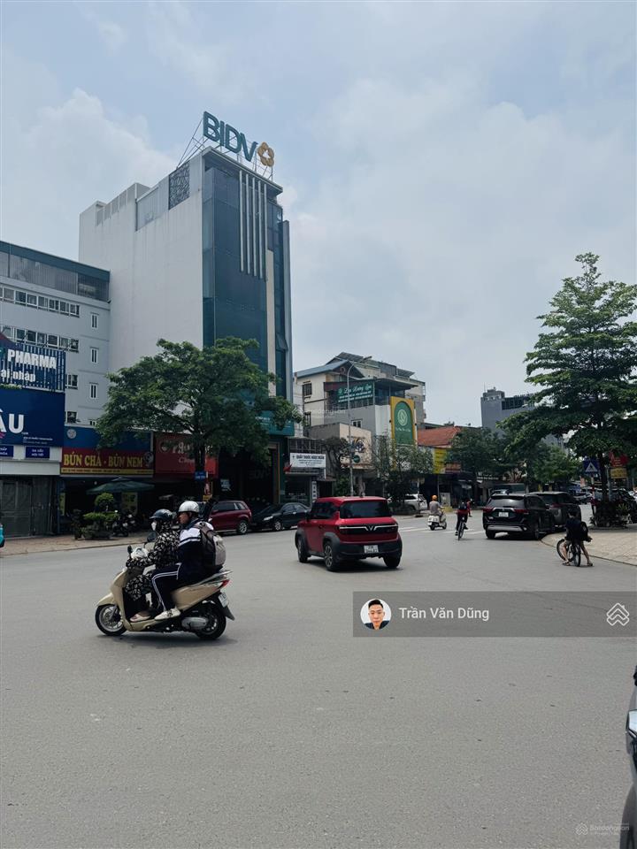 Cần bán lô góc 152m2/ mt 8.4m mặt phố thành trung. xây dựng full phép cao tầng và hầm. vị trí đẹp