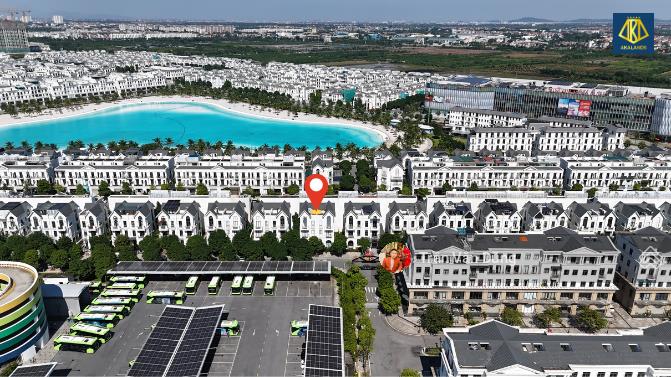 Bán gấp biệt thự song lập đường hải âu 3 vinhome gia lâm 150m2/mt8,3m/3,5 tầng 227m2 sàn hướng nam