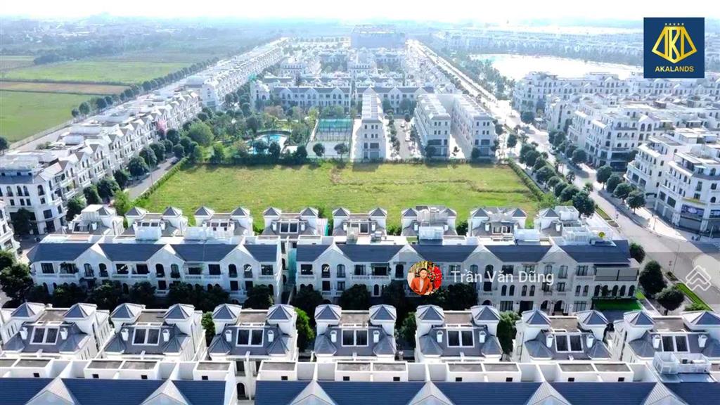 Biệt thự song lập hoàn thiện nội thất cao cấp vinhomes gia lâm giá chưa đến 30 tỷ vị trí ở sướng