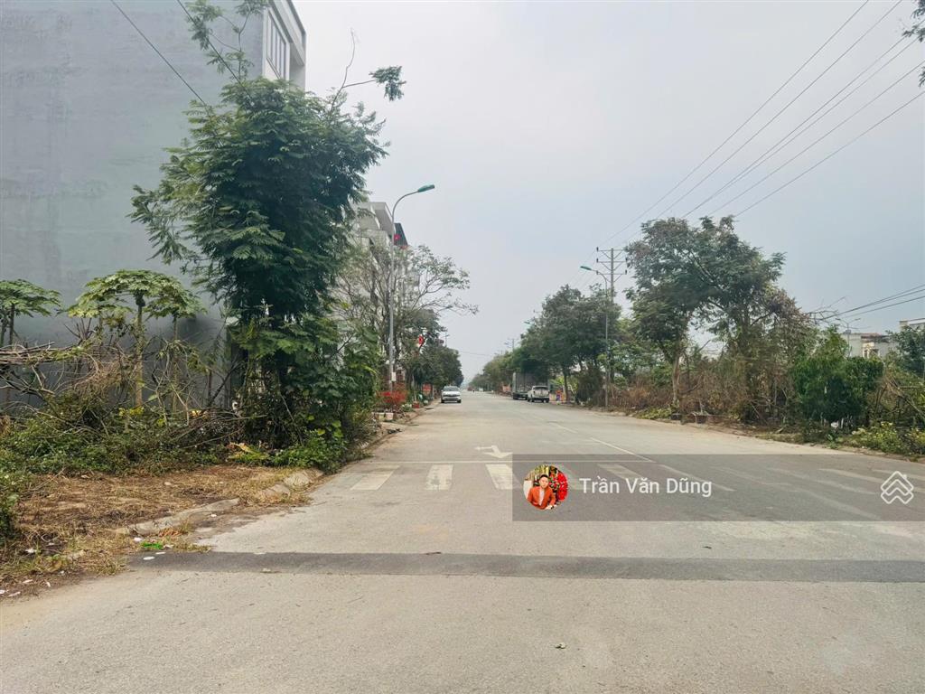 Lô góc view vườn hoa tái định cư 7,2ha trâu quỳ gia lâm 60.7m2 mặt tiền 8m, hướng đông nam tây nam