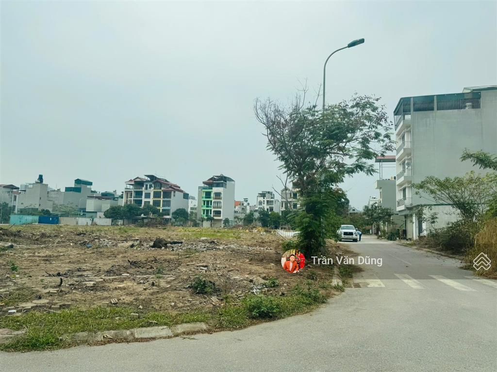 Lô góc view vườn hoa tái định cư 7,2ha trâu quỳ gia lâm 60.7m2 mặt tiền 8m, hướng đông nam tây nam