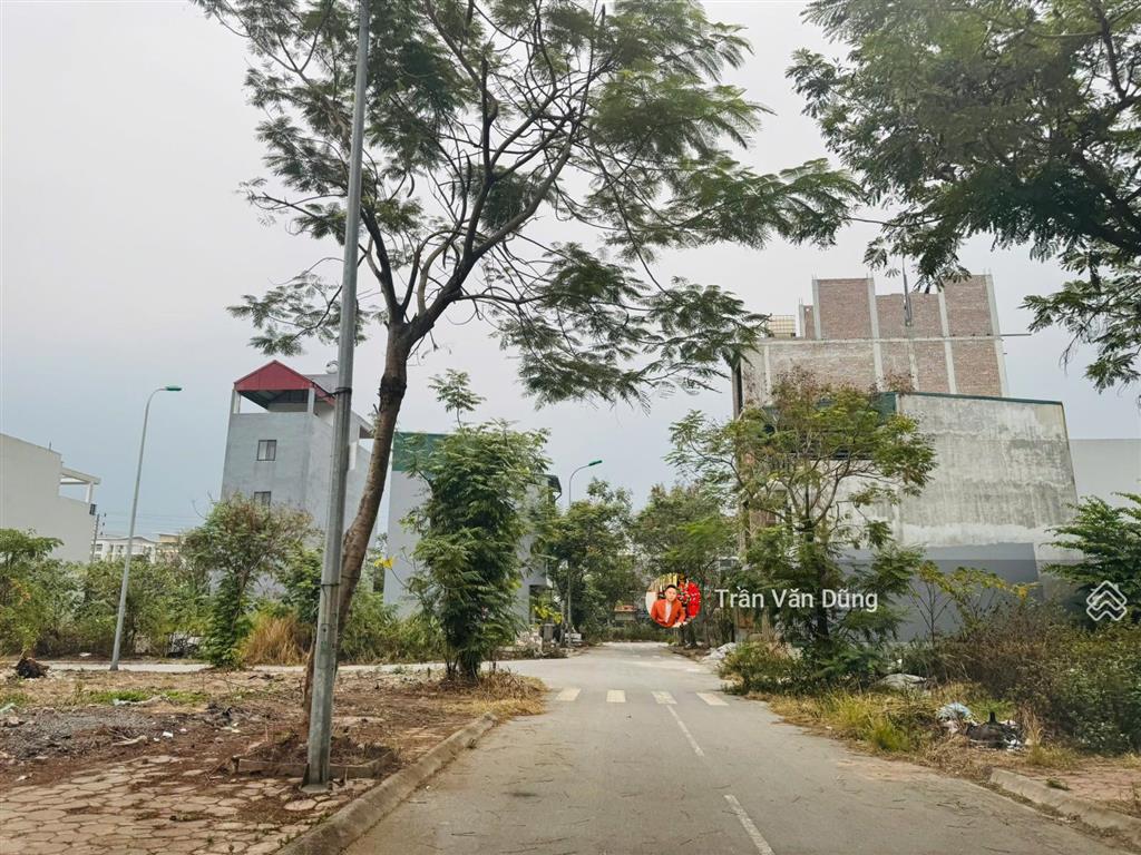 Lô góc view vườn hoa tái định cư 7,2ha trâu quỳ gia lâm 60.7m2 mặt tiền 8m, hướng đông nam tây nam