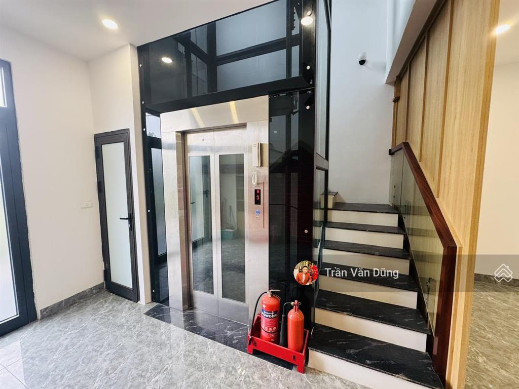 Bán shophouse tmdv vinhomes ocean park 1 gia lâm 88m2 đất xây dựng 53/210m2 2 đang cho thuê 30tr
