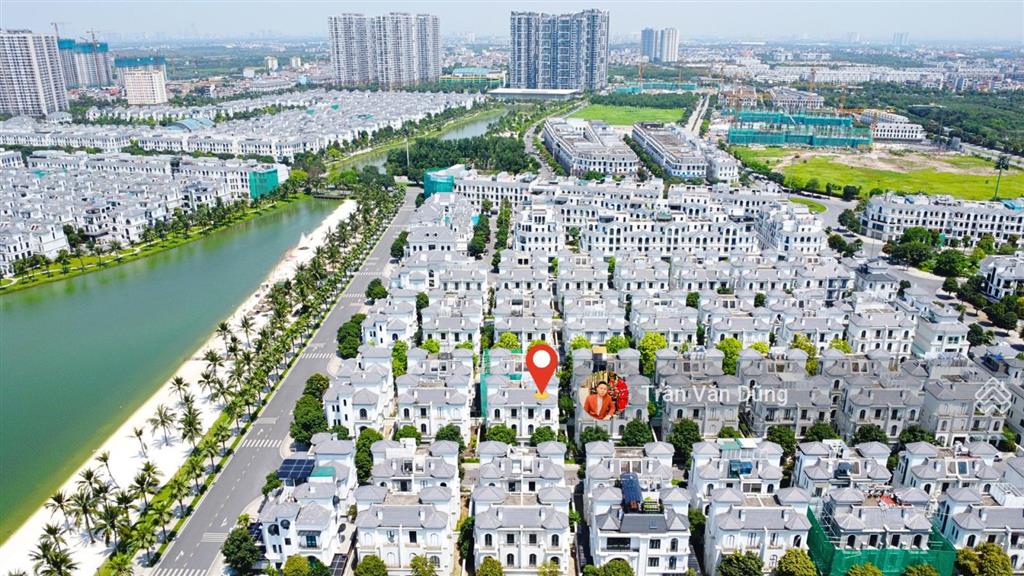 Bán biệt thự song lập hoàn thiện đẹp, thang máy sao biển 6.8.10 vinhomes gia lâm 150m2 mặt tiền 10m
