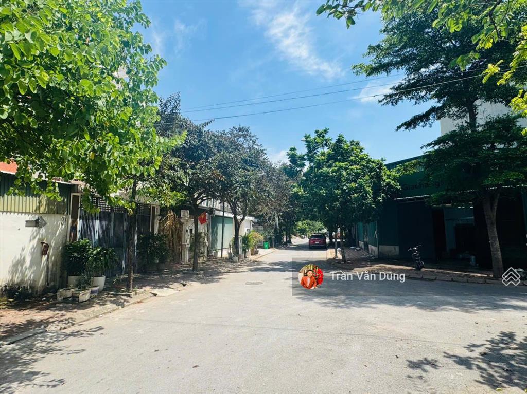 Cần bán gấp lô đất khu đấu giá 31ha trâu quỳ gia lâm 236m2/mt 11,91m vị trí trung tâm