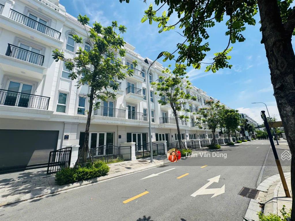 Liền kề phđ view công viên eurowindow twin parks gia lâm 75m2/mt 5m/ 300m2 sàn hướng đông nam