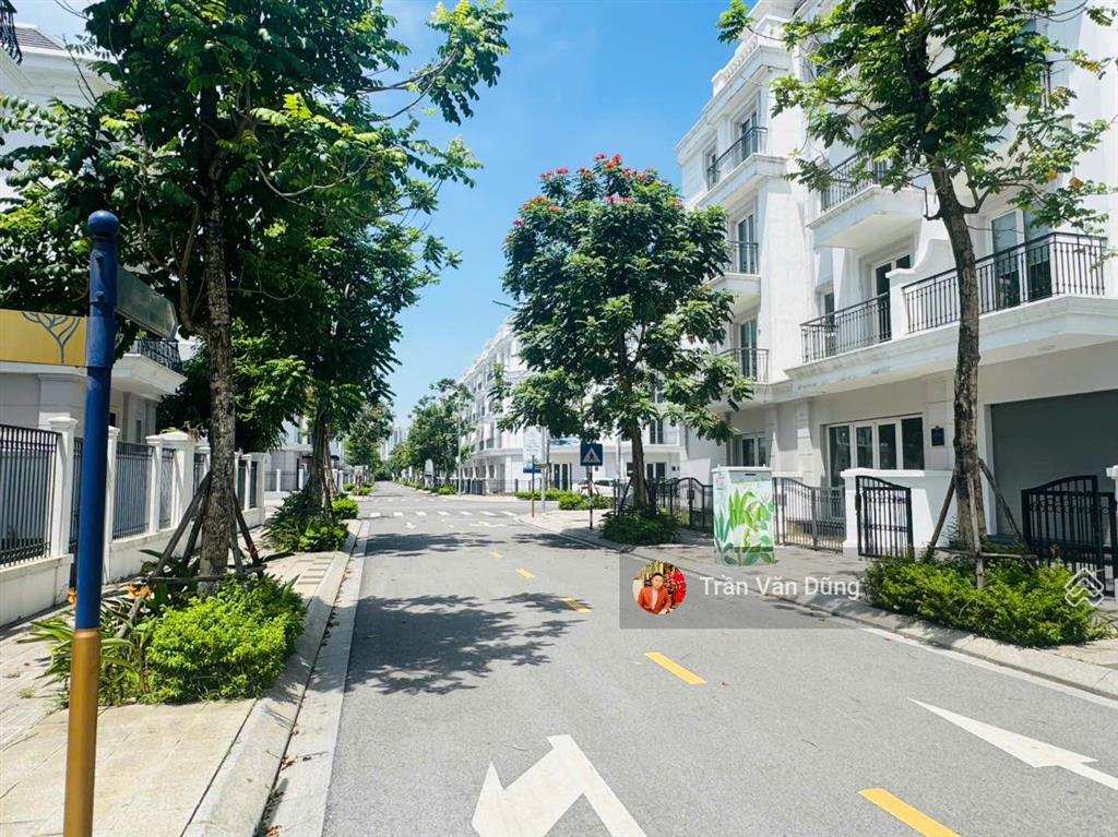 Liền kề phđ view công viên eurowindow twin parks gia lâm 75m2/mt 5m/ 300m2 sàn hướng đông nam