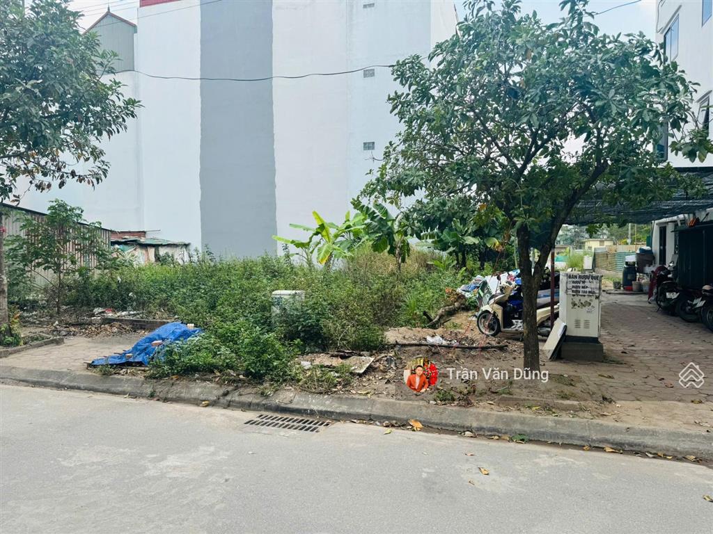Thời điểm mua đất vị trí đẹp giá tốt 60m2 đất view công viên hướng đông nam ngay trung tâm gia lâm