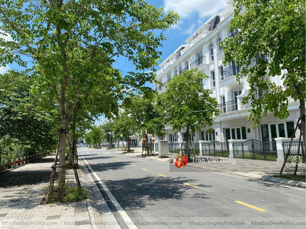Cc cần bán nhà liền kề đường ban tím view công viên tại eurowindow twin parks 75m2 mặt tiền 5m