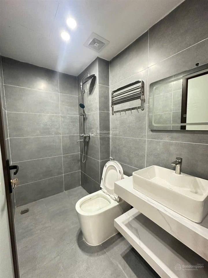 Nhà lai xá, sát đh thành đô, 31m2 x 5 tầng thang máy, 15m ra đường 32, vị trí đắc địa, 6,85 tỷ