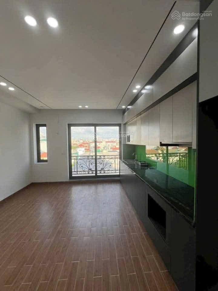 Nhà đường ô tô tránh, lô góc, di trạch, sát chung vđ3,5, nhổn, dt 40m2 x 7 tầng, thang máy, 10,5 tỷ