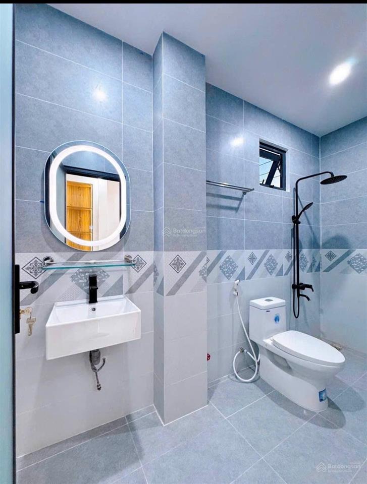 3tỷ5 cần dòng tiền kinh doanh bán nhà mới ngay mặt tiền dt743 vòng xoay an phú