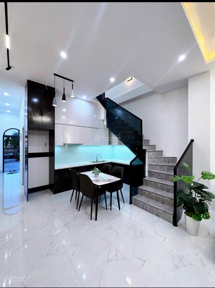 3tỷ5 cần dòng tiền kinh doanh bán nhà mới ngay mặt tiền dt743 vòng xoay an phú