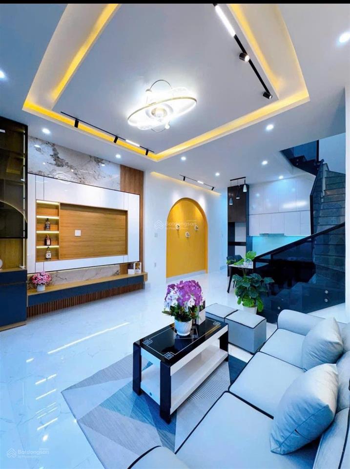 3tỷ5 cần dòng tiền kinh doanh bán nhà mới ngay mặt tiền dt743 vòng xoay an phú