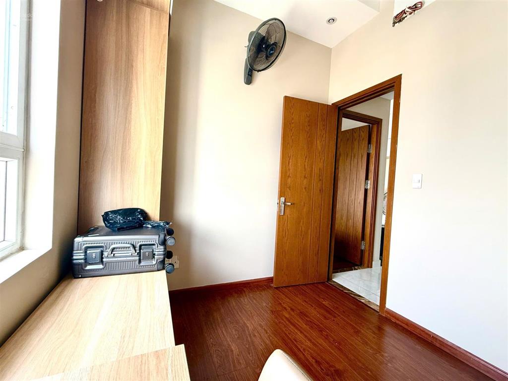 Bán căn hộ felisa q8 (giáp q5) dt 52m2, 2pn, 1wc, hđmb giá chỉ 2.850 tỷ.  0866 688 *** phan đăng