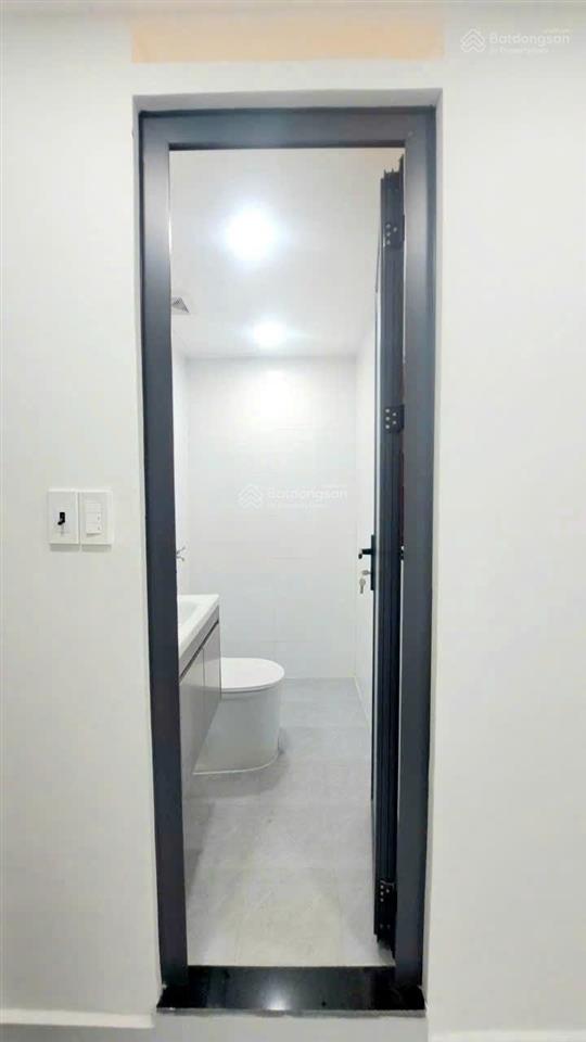 Bán căn hộ chung cư trung tâm quận 10,dt45m2 2pn1wc, lầu 3 thang bộ. giá bán 2.790tỷ. 0866 688 ***