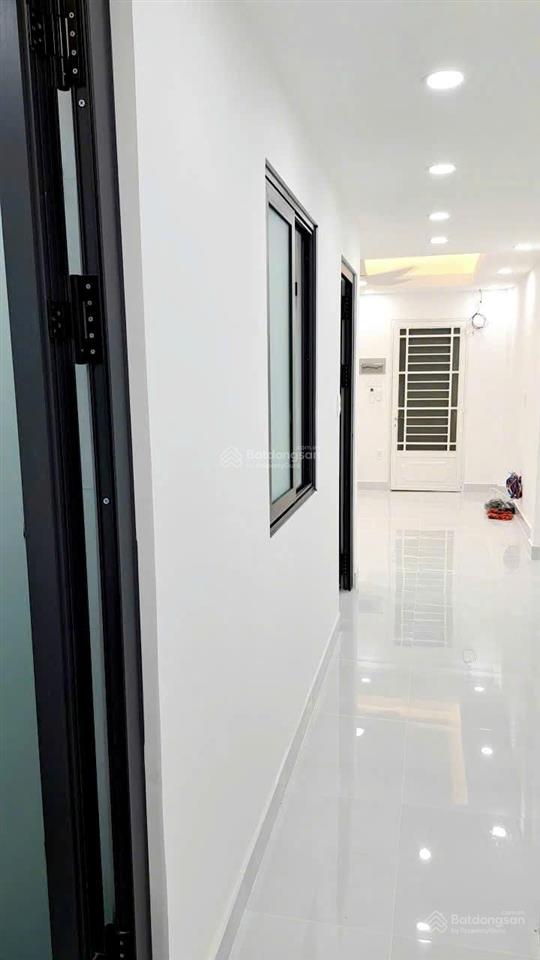 Bán căn hộ chung cư trung tâm quận 10,dt45m2 2pn1wc, lầu 3 thang bộ. giá bán 2.790tỷ. 0866 688 ***