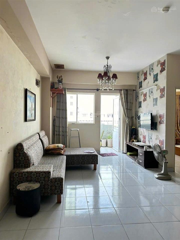 Cần bán gấp căn hộ lê thành block b dt 77m2, 2pn, 2wc giá 2.7 tỷ.  0866 688 *** phan đăng