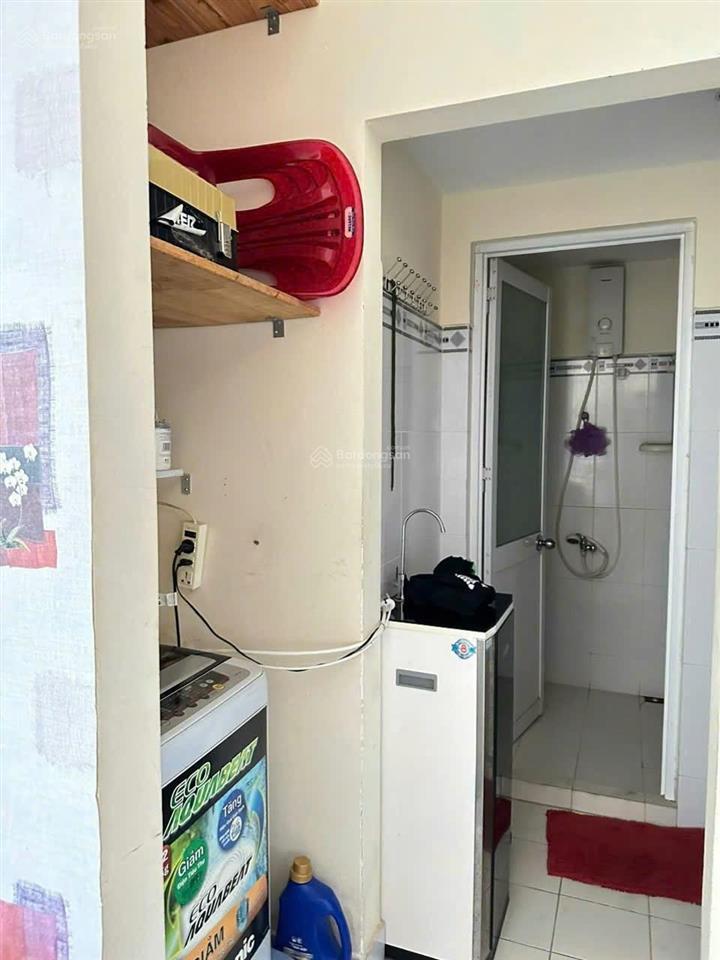 Cần bán gấp căn hộ lê thành block b dt 77m2, 2pn, 2wc giá 2.7 tỷ.  0866 688 *** phan đăng