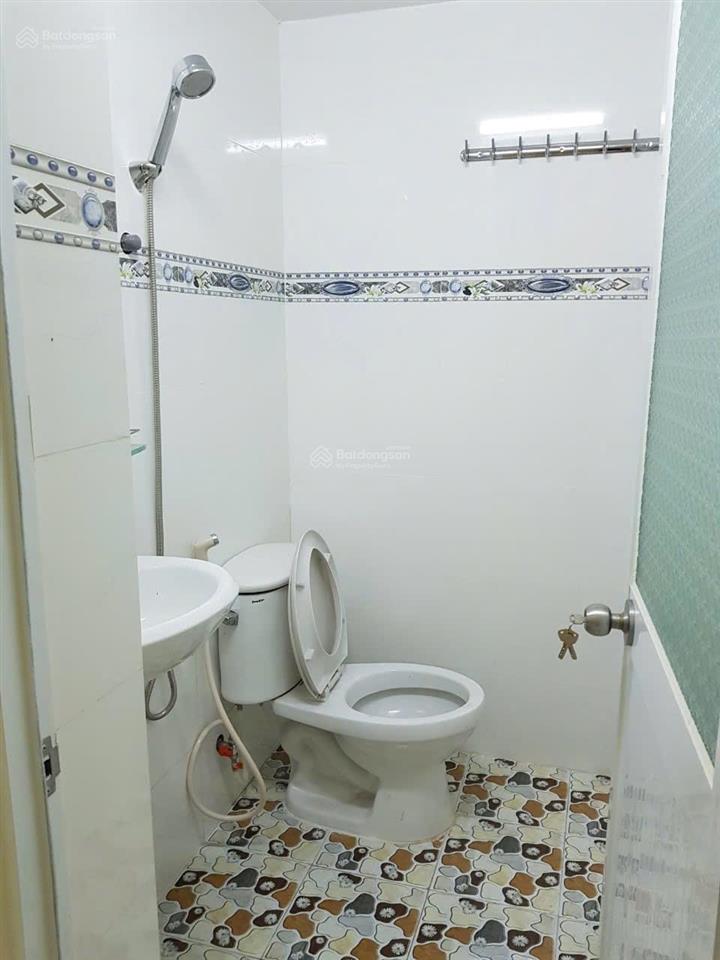 Cần bán gấp ch tầng trệt 212b nguyễn trãi  khu ốc đào q1 dt 51m2 2pn 1wc giá 4.3tỷ.  0866 688 ***