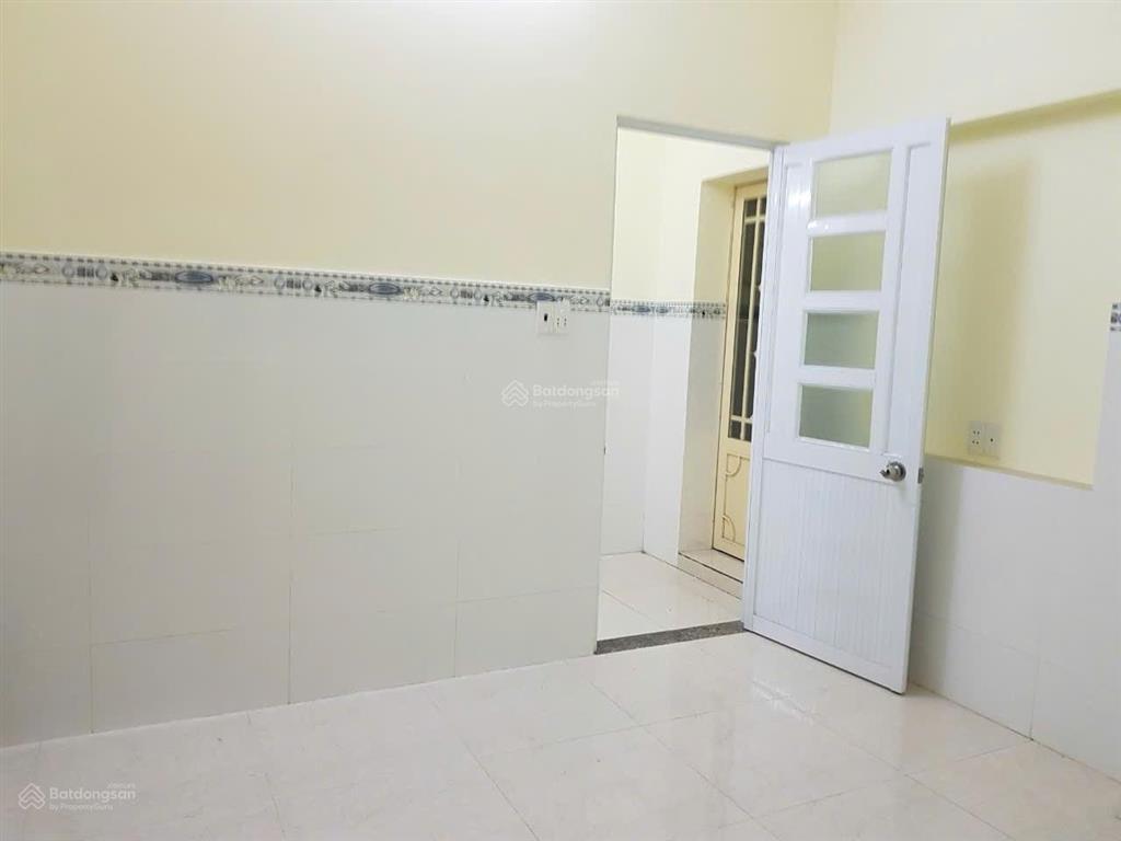 Cần bán gấp ch tầng trệt 212b nguyễn trãi  khu ốc đào q1 dt 51m2 2pn 1wc giá 4.3tỷ.  0866 688 ***