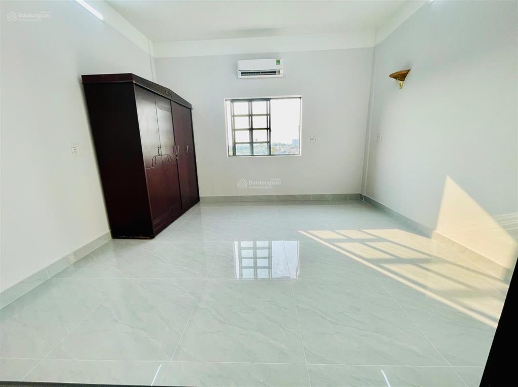Cần bán gấp chung cư phú lợi q8 khu d2 thang bộ lầu 4, 44,3m2, 1pn, 1wc, giá 1,680 tỷ. 0866 688 ***