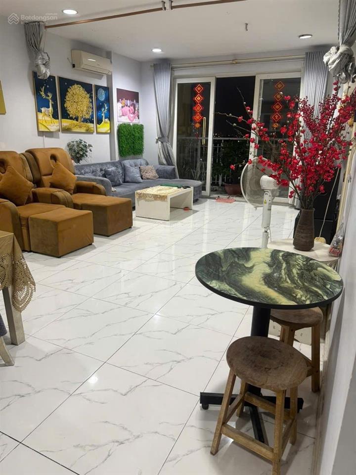 Bán căn hộ chung cư carina , q8 dt 96m2, 2 phòng ngủ  2wc giá 3.650 tỷ. căn góc. 0866 688 ***