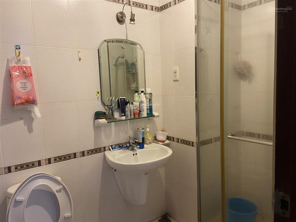 Cần cho thuê căn hộ hùng vương plaza p12. q5 dt 130m2, 3pn, 3 wc full nt, giá 23 tr.  0866 688 ***