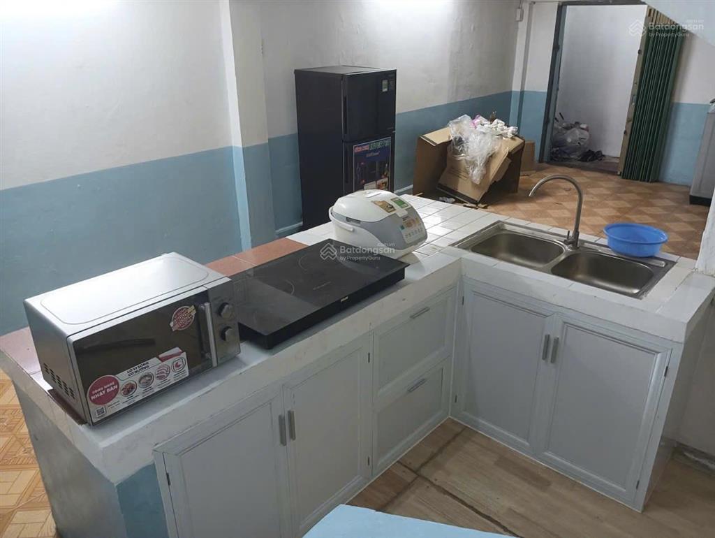 Cho thuê căn hộ 22 đỗ ngọc thạnh q5 dt 80m2, 4pn, 2wc, lầu 2 giá thuê 8 tr. 0866 688 *** phan đăng