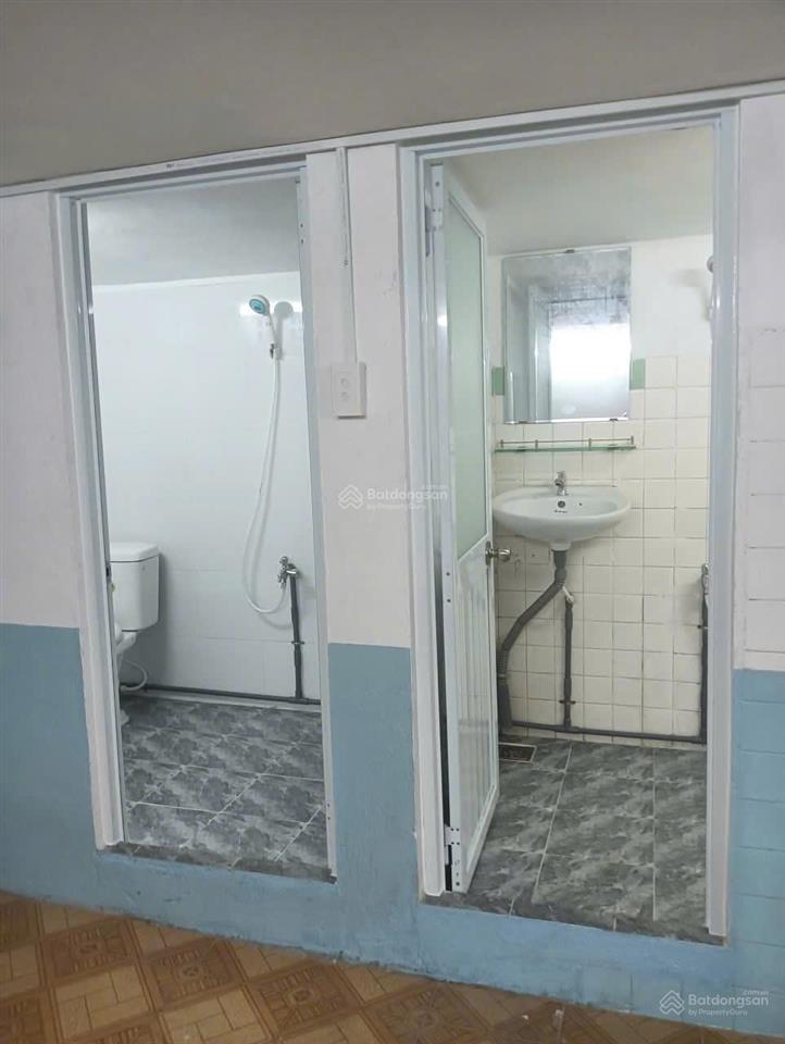 Cho thuê căn hộ 22 đỗ ngọc thạnh q5 dt 80m2, 4pn, 2wc, lầu 2 giá thuê 8 tr. 0866 688 *** phan đăng