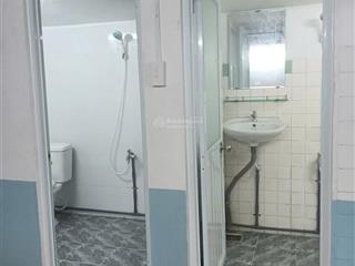 Cho thuê căn hộ 22 đỗ ngọc thạnh q5 dt 80m2, 4pn, 2wc, lầu 2 giá thuê 8 tr. 0866 688 *** phan đăng